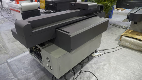 Versatile commerciële digitale printer Vlakbed UV digitale etikettenprinter