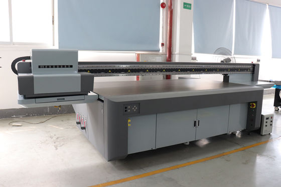 2500 mm Maximale mediabreedte Grote formatprinter met piezo-elektrische inkjettechnologie en foto-print rip software