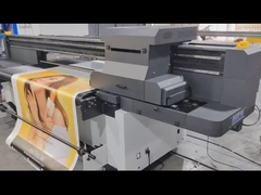 CMYKL Wit commercieel behang UV-printer Grootformaat Motorplaat Type Roll To Roll Priner