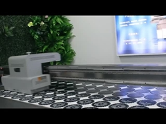 Industriële UV-printer met G5/G6 rijke sproeiers voor glas / metaal / hout / acrylprinten